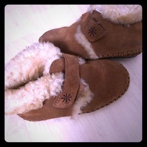 LLBean Toddler Size 7-8 Slippers